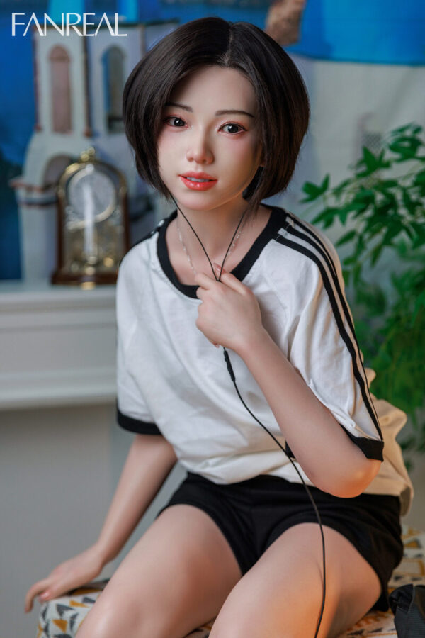 153cm5ft-B-cup-Silicone-Sex-Doll-–-Molly-29-1