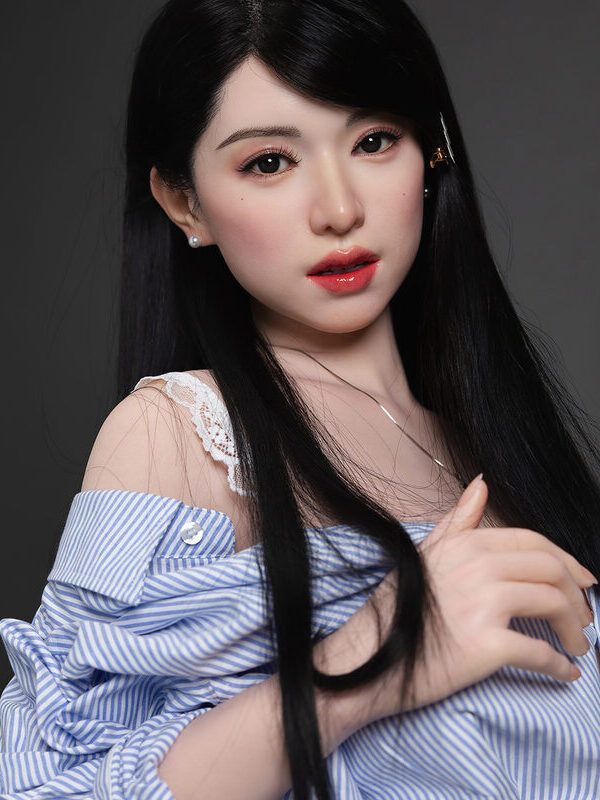 155cm5ft1-F-cup-Silicone-Sex-Doll-–-Kimmy-13-2
