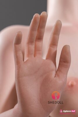 SHEDoll-real-skin-texture-4-1