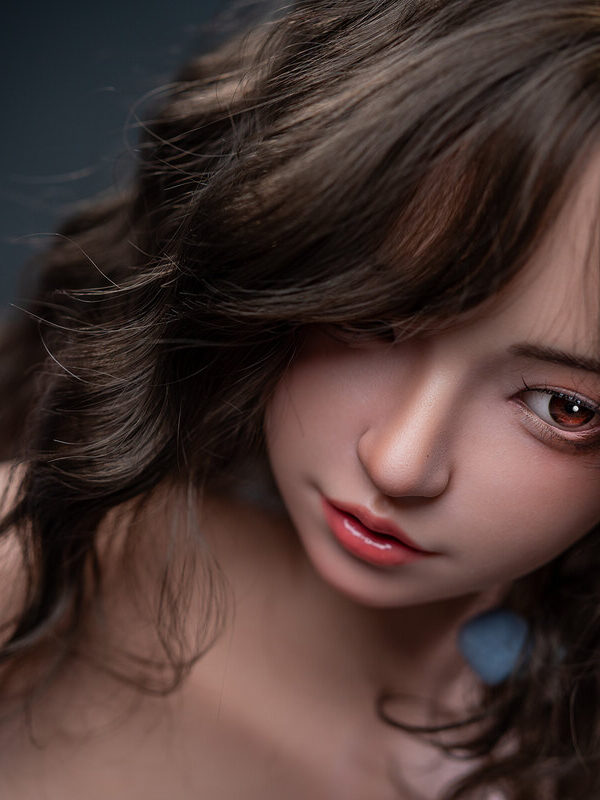 166cm5ft5-H-cup-Silicone-Sex-Doll-–-Katie-21