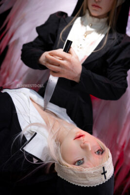 159cm5ft3-A-cup-Silicone-Sex-Doll-–-Bella-10-1