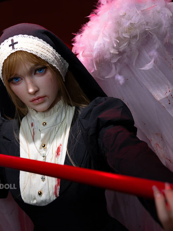 159cm5ft3-A-cup-Silicone-Sex-Doll-–-Bella-2-1
