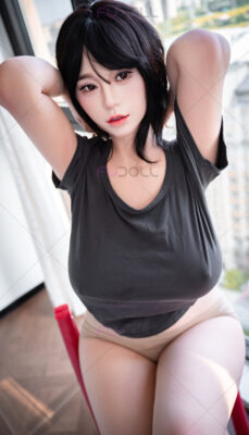 168cm5ft6-J-cup-Silicone-Sex-Doll-–-Qin-Xingran-31