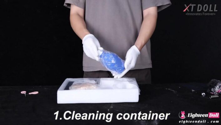 1.Cleaning container