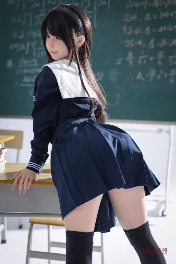 153cm5ft-A-cup-Silicone-Sex-Doll-Qiandao-8-1