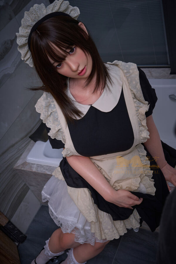 158Tcm5ft2-F-cup-Silicone-Sex-Doll-–-Yui-7-1