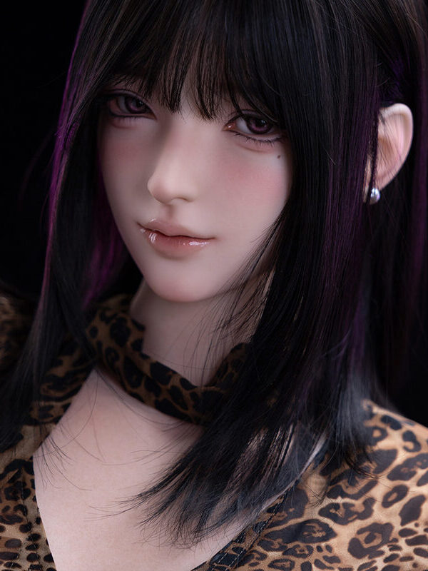 161cm5ft4-B-cup-Silicone-Sex-Doll-–-Linglong-15