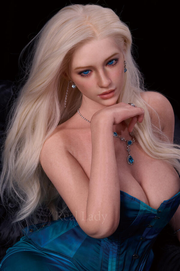 159cm5ft3-H-cup-Silicone-Sex-Doll-–-Lena-3-4