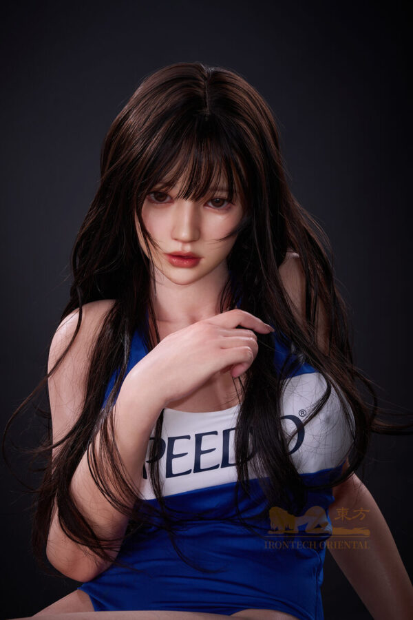 161cm5ft-F-cup-Silicone-Sex-Doll-–-Evie-8-1